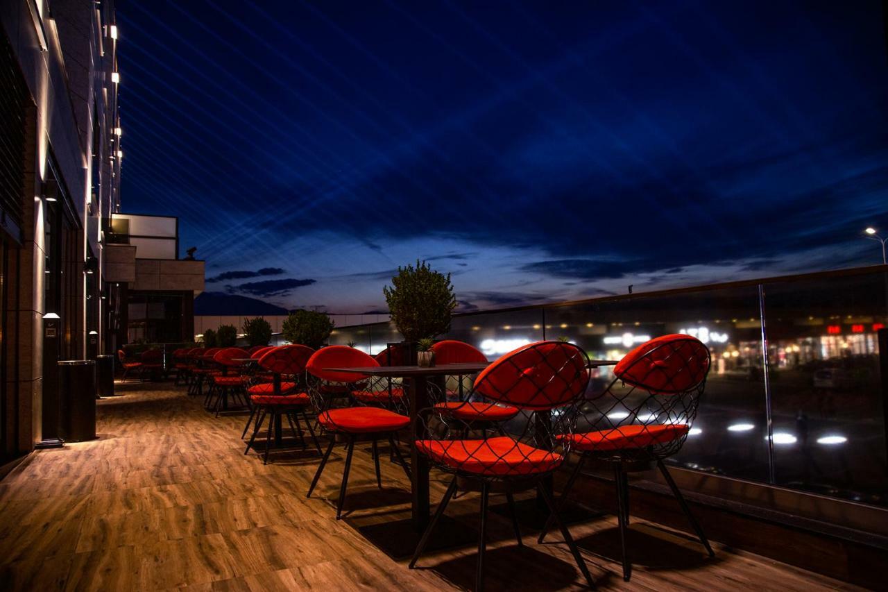Premium Park Hotel Prizren Eksteriør bilde